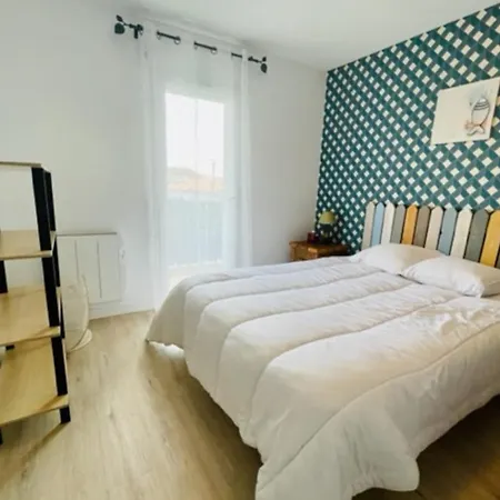 Bright 36 M Nest With Lovely Balcony La Rochelle (Charente-Maritime)
