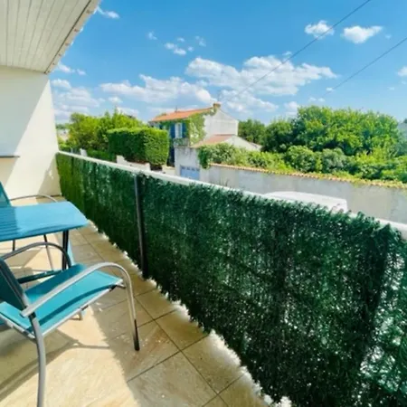Bright 36 M Nest With Lovely Balcony